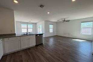 9864 W Arvada Dr, Arizona City, AZ 85123 - Photo 21