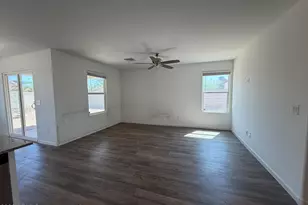 9864 W Arvada Dr, Arizona City, AZ 85123 - Photo 19