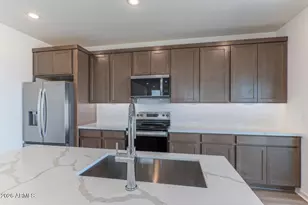 11586 N Fredericksburg St, Surprise, AZ 85388 - Photo 9
