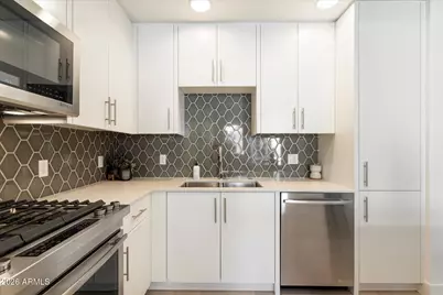 7300 E Earll Drive #2008, Scottsdale, AZ 85251 - Photo 11