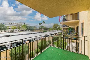 10330 W Thunderbird Blvd, Sun City, AZ 85351 - Photo 15