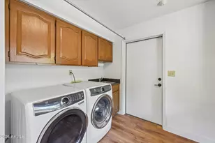 123 E Loma Vista Dr, Tempe, AZ 85282 - Photo 25