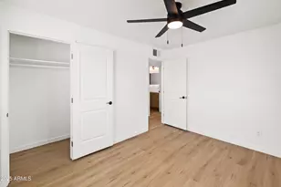 2201 N 29th Pl, Phoenix, AZ 85008 - Photo 23