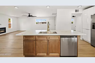 2201 N 29th Place, Phoenix, AZ 85008 - Photo 25