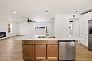 2201 N 29th Pl, Phoenix, AZ 85008 - Photo 25