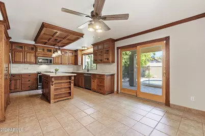 4658 E Kelly Drive, Gilbert, AZ 85234 - Photo 3