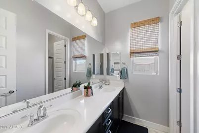 24853 N 79th Lane, Peoria, AZ 85383 - Photo 17
