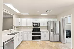 731 E Rose Marie Ln, Phoenix, AZ 85022 - Photo 3