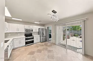 731 E Rose Marie Ln, Phoenix, AZ 85022 - Photo 7