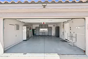 731 E Rose Marie Ln, Phoenix, AZ 85022 - Photo 29
