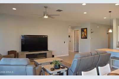 25375 N 149th Avenue, Surprise, AZ 85387 - Photo 11