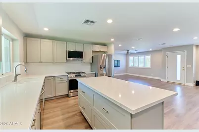 3032 N 81st Street, Scottsdale, AZ 85251 - Photo 13