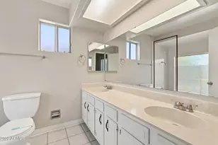 332 W Kerry Ln, Phoenix, AZ 85027 - Photo 25