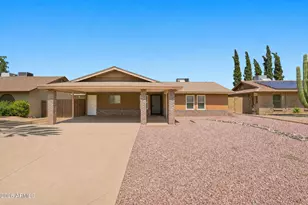 332 W Kerry Ln, Phoenix, AZ 85027 - Photo 1