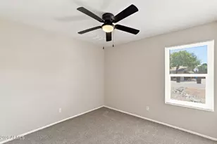 332 W Kerry Ln, Phoenix, AZ 85027 - Photo 23