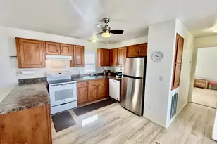 6960 W Peoria Ave, Peoria, AZ 85345 - Photo 17
