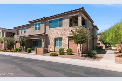 746 E Doral Avenue #Unit 201, Gilbert, AZ 85297 - Photo 1