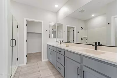 746 E Doral Avenue #Unit 201, Gilbert, AZ 85297 - Photo 25