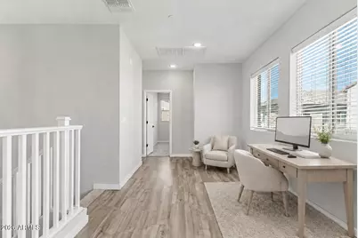 746 E Doral Avenue #Unit 201, Gilbert, AZ 85297 - Photo 7