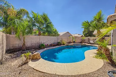 173 W Smoke Tree Road, Gilbert, AZ 85233 - Photo 33