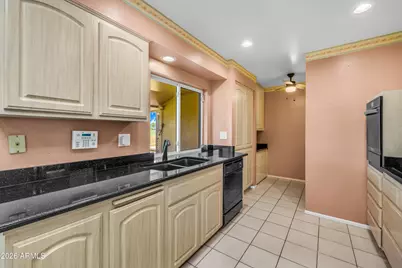 11120 W Cameo Drive, Sun City, AZ 85351 - Photo 13