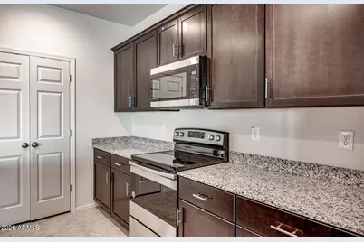 18091 N Presley Lane, Maricopa, AZ 85138 - Photo 7