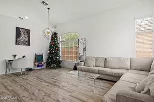 1908 S Saddle St, Gilbert, AZ 85233 - Photo 5