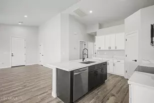 11175 W Laguna Dr, Arizona City, AZ 85123 - Photo 9