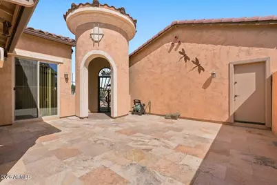 17735 W Redwood Lane, Goodyear, AZ 85338 - Photo 7