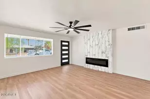 3821 W Desert Park Ln, Phoenix, AZ 85051 - Photo 5