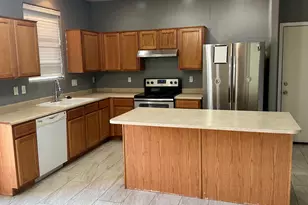 2 N 87th Ln, Tolleson, AZ 85353 - Photo 11