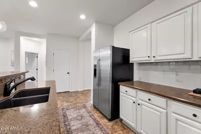 7171 S Sinova Court, Gilbert, AZ 85298 - Photo 5