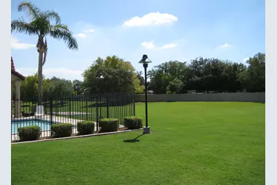 1823 E Secretariat Drive, Tempe, AZ 85284 - Photo 17