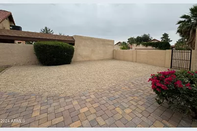 1823 E Secretariat Drive, Tempe, AZ 85284 - Photo 11