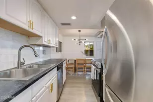 8129 E Glenrosa Ave, Scottsdale, AZ 85251 - Photo 23