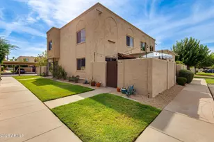 8129 E Glenrosa Ave, Scottsdale, AZ 85251 - Photo 1