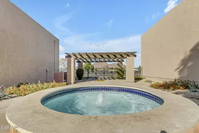 5525 E Thomas Road #D5, Phoenix, AZ 85018 - Photo 15