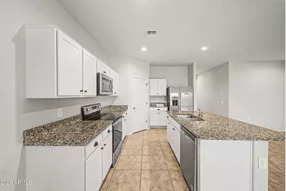 18927 W Woodlands Avenue, Buckeye, AZ 85326 - Photo 7
