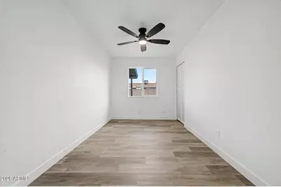 3226 W Libby Street, Phoenix, AZ 85053 - Photo 23