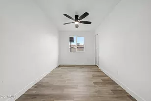 3226 W Libby St, Phoenix, AZ 85053 - Photo 23