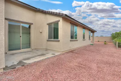 21165 N Evergreen Drive, Maricopa, AZ 85138 - Photo 37