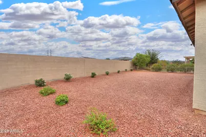 21165 N Evergreen Drive, Maricopa, AZ 85138 - Photo 33