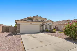 1807 S 82nd Dr, Phoenix, AZ 85043 - Photo 1