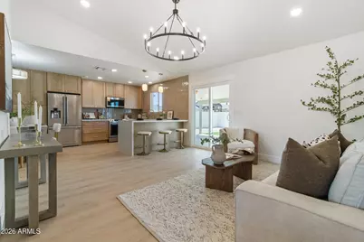 2205 E Catalina Avenue, Mesa, AZ 85204 - Photo 5