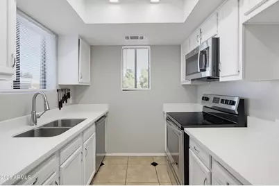 850 S River Drive #2070, Tempe, AZ 85281 - Photo 7