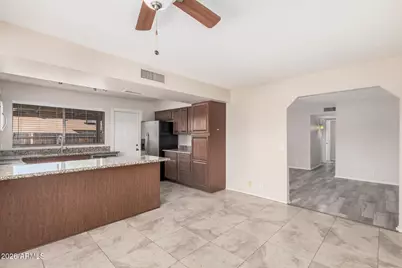 300 W El Alba Way, Chandler, AZ 85225 - Photo 5