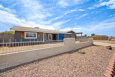 10065 W Heather Drive, Arizona City, AZ 85123 - Photo 5
