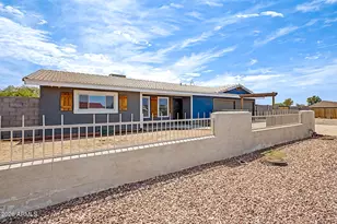 10065 W Heather Dr, Arizona City, AZ 85123 - Photo 11