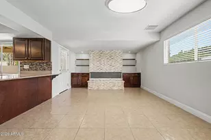 5109 E Laurel Ln, Scottsdale, AZ 85254 - Photo 9