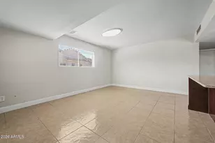 5109 E Laurel Ln, Scottsdale, AZ 85254 - Photo 13
